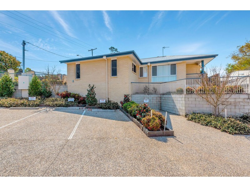 1/82 Holberton Street, Rockville QLD 4350
