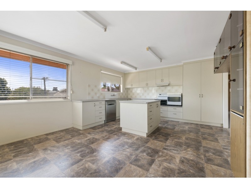 266 Hume Street, South Toowoomba QLD 4350