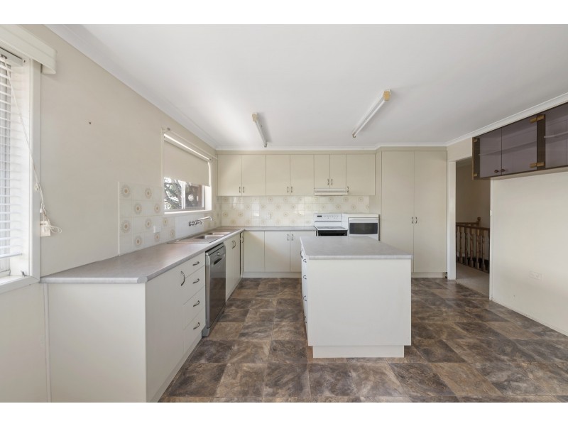 266 Hume Street, South Toowoomba QLD 4350