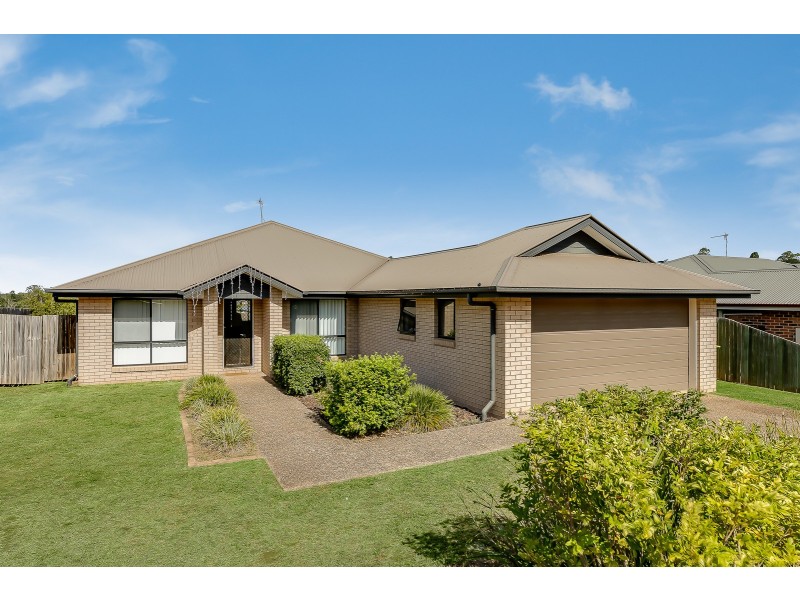 10 High Court Drive, Wilsonton Heights QLD 4350