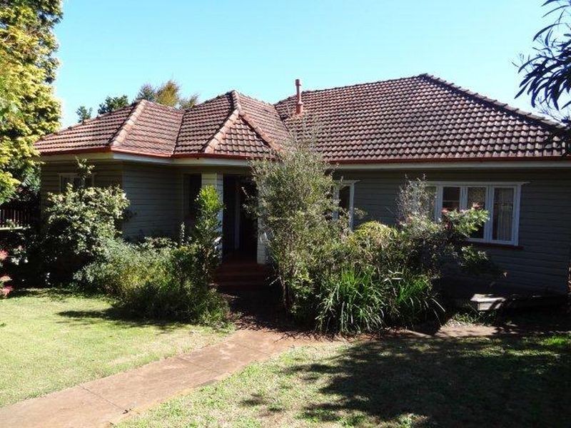 109 Stuart Street, North Toowoomba QLD 4350