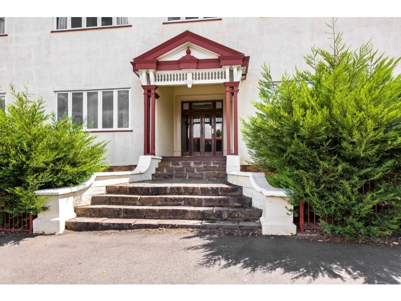 2/3 Langton Street, Toowoomba City QLD 4350