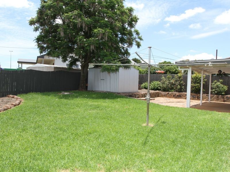10 Florence Street, Harristown QLD 4350