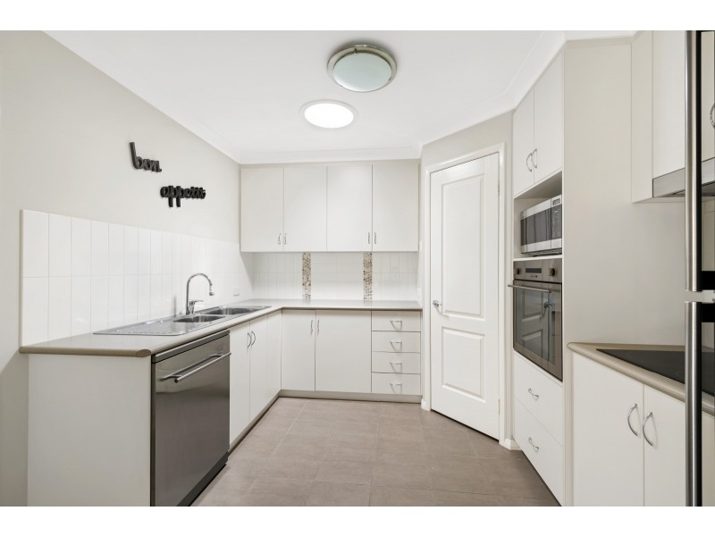 4/18 Gostwyck Street, Newtown QLD 4350