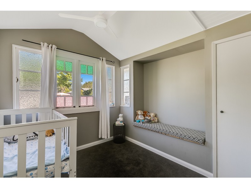 17 Bothwell Street, Newtown QLD 4350