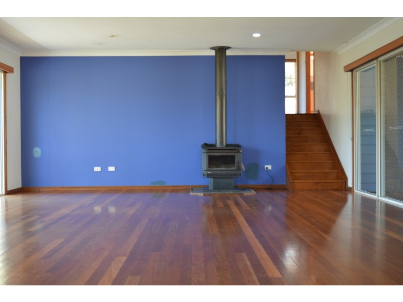 6 Echidna Street, Top Camp QLD 4350