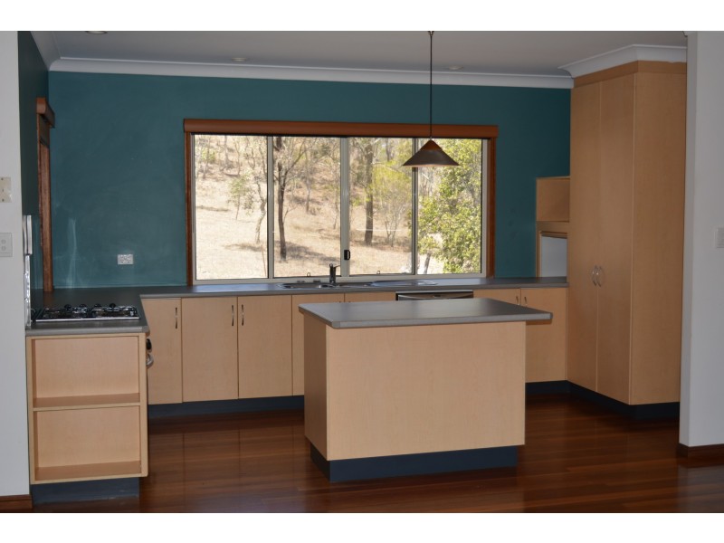 6 Echidna Street, Top Camp QLD 4350