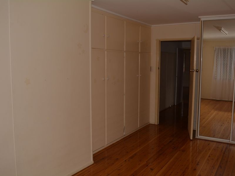 12 Corser Street, Centenary Heights QLD 4350