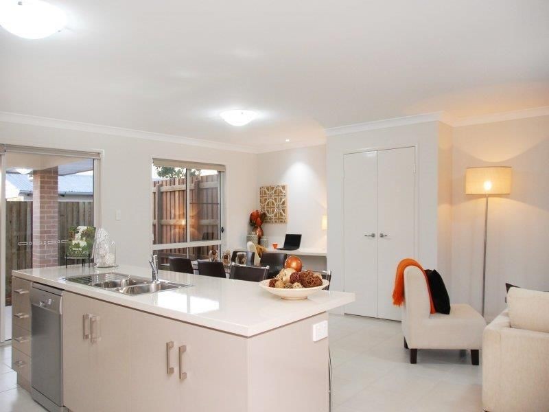 2/13 Ocean Street, Rangeville QLD 4350