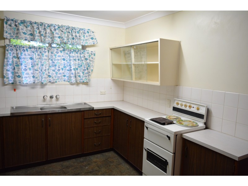 4/8 Moloney Street, North Toowoomba QLD 4350