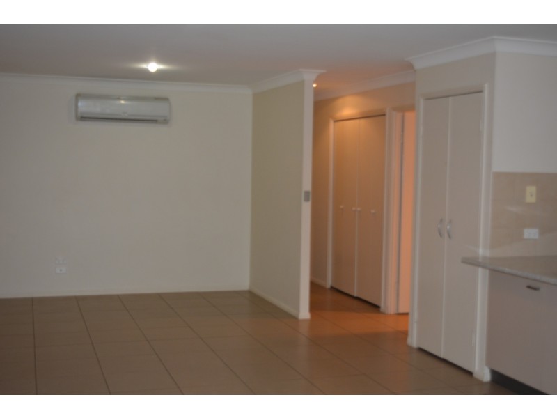 3/16 Anzac Avenue, Newtown QLD 4350