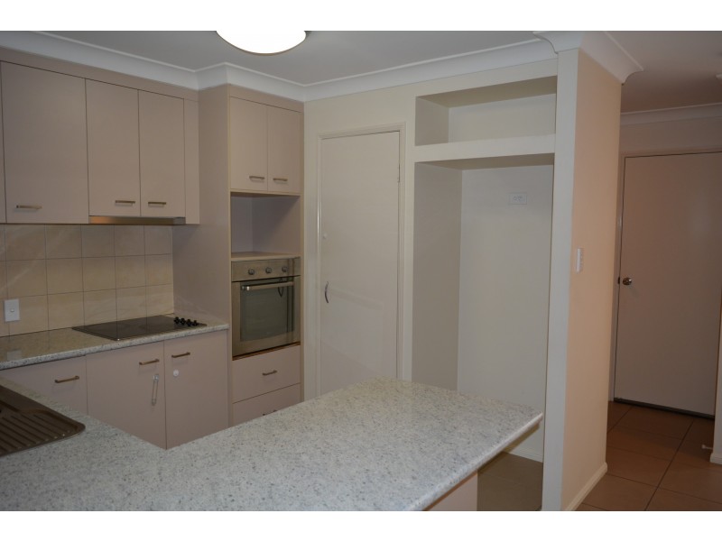 3/16 Anzac Avenue, Newtown QLD 4350