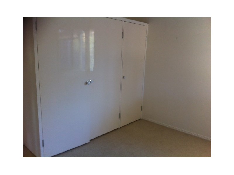 5 Lloyd Street, Harristown QLD 4350