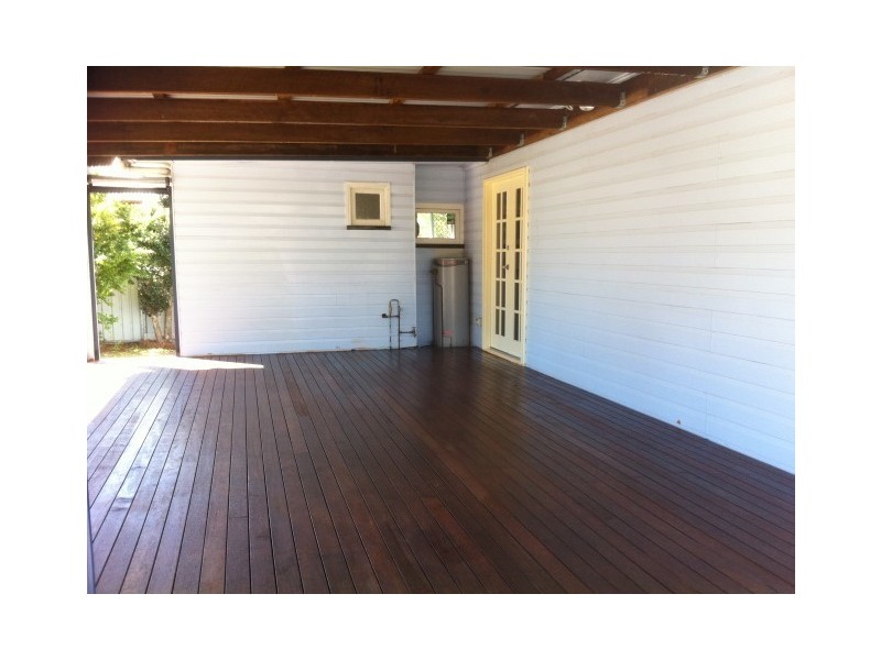 5 Lloyd Street, Harristown QLD 4350