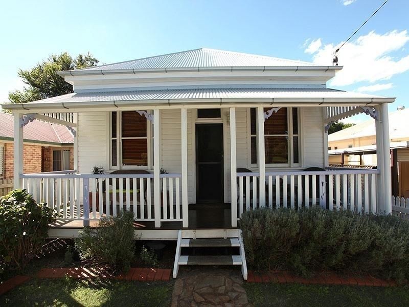 139 Long Street, South Toowoomba QLD 4350