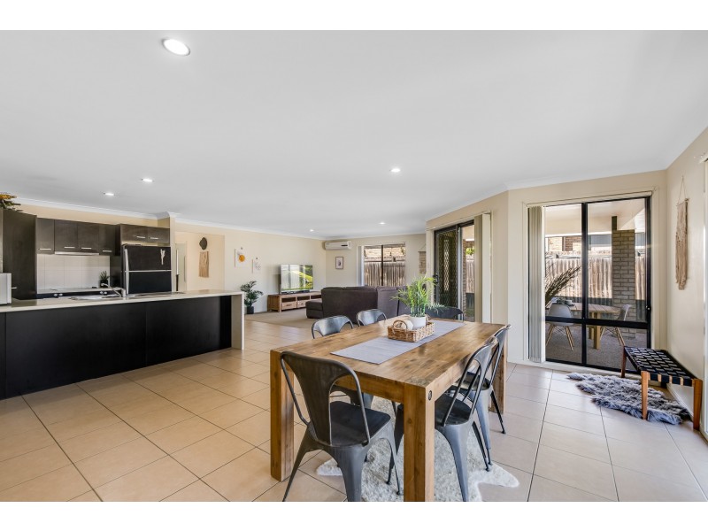 3 Paige Place, Helidon QLD 4344