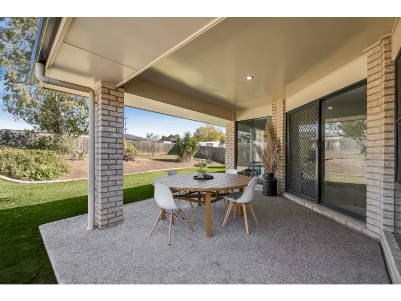 3 Paige Place, Helidon QLD 4344