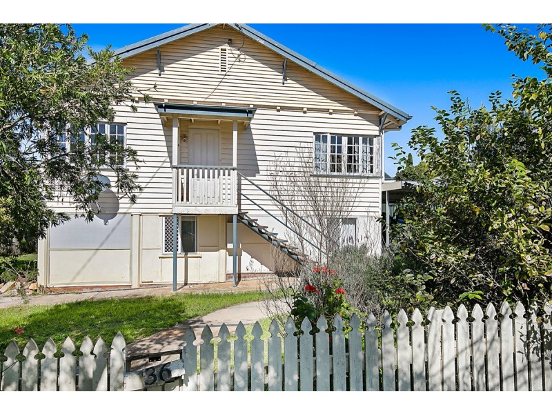 36 Elizabeth Street, South Toowoomba QLD 4350