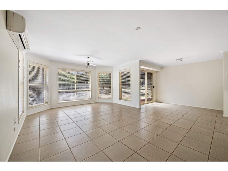 18 Penny Road, Highfields QLD 4352