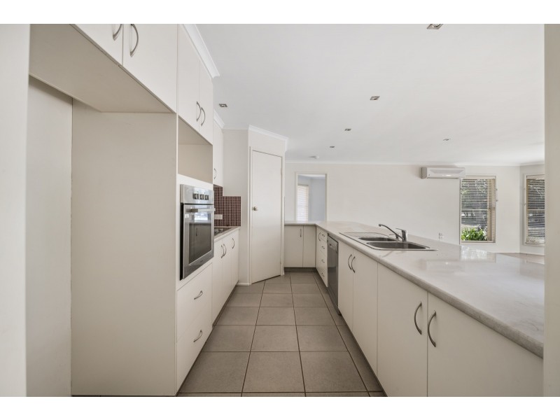 18 Penny Road, Highfields QLD 4352
