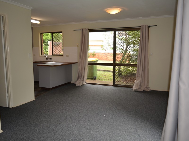 1/16 Ruthven Street, Harlaxton QLD 4350