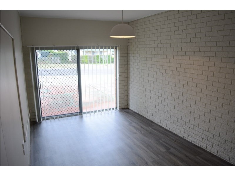 1/36 Priest Street, Rockville QLD 4350