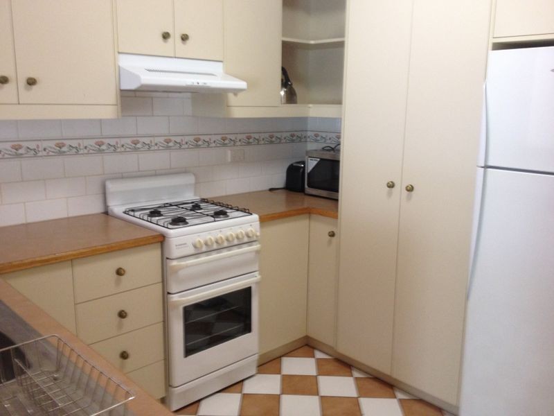 2/120 Neil Street, South Toowoomba QLD 4350