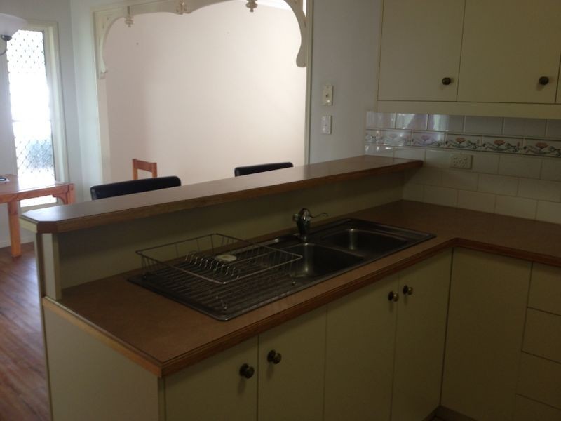 2/120 Neil Street, South Toowoomba QLD 4350