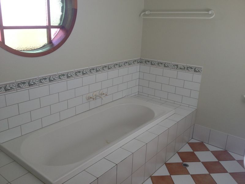 2/120 Neil Street, South Toowoomba QLD 4350