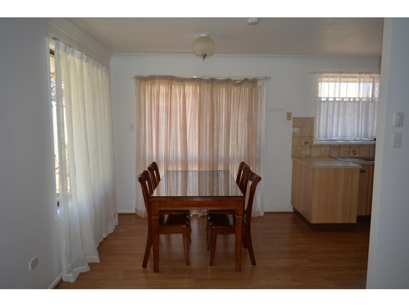 6 Birch Court, Darling Heights QLD 4350