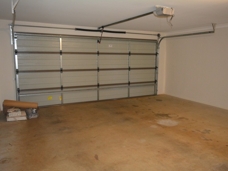 27 Kearney Street, Kearneys Spring QLD 4350