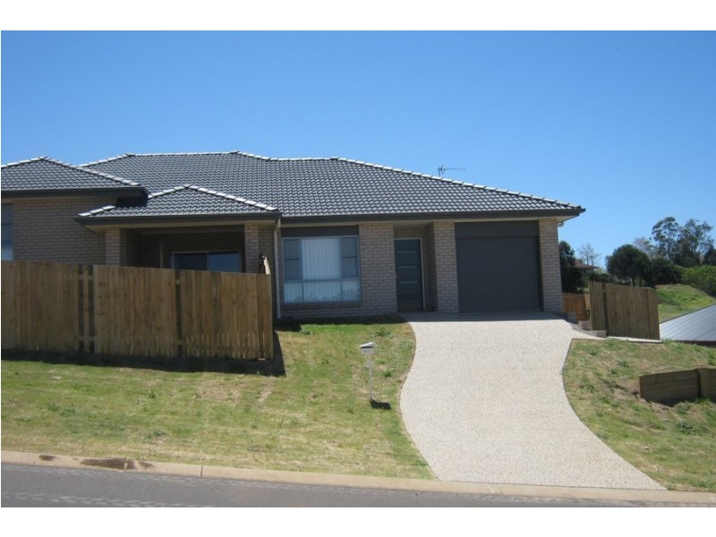 1/11 Alpine Court, Cranley QLD 4350