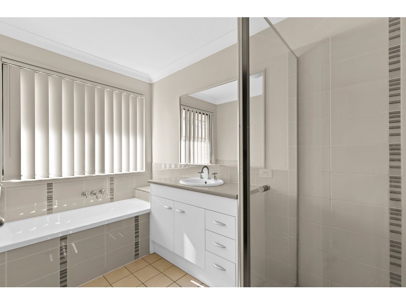 12 Coolana Court, Harristown QLD 4350