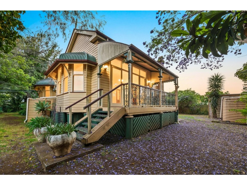 229 Russell Street, Newtown QLD 4350