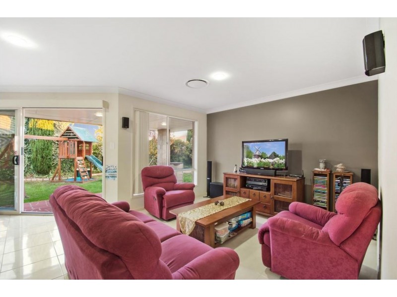 6 Opal Street, Glenvale QLD 4350