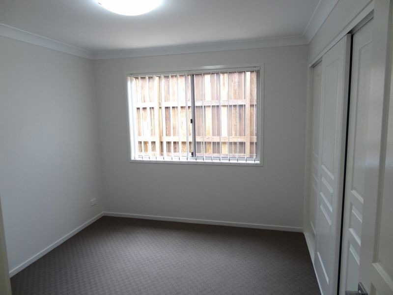 2/45 Sunset Drive, Glenvale QLD 4350