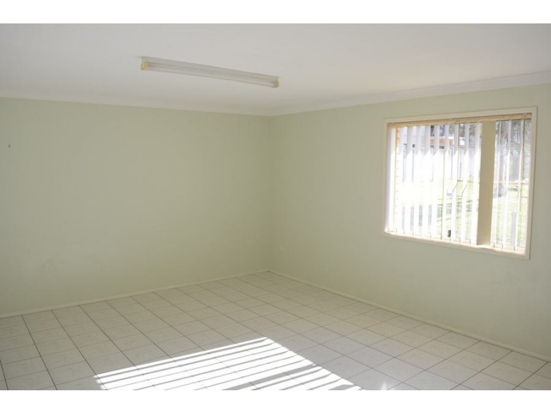 2 Sullivan Court, Kearneys Spring QLD 4350