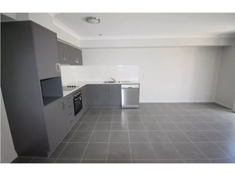24/81 Vacy Street, Newtown QLD 4350