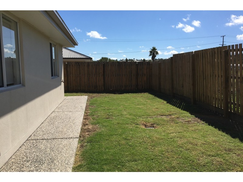 6 McInnes Street, Glenvale QLD 4350
