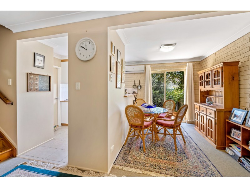 3/240 Spring Street, Kearneys Spring QLD 4350