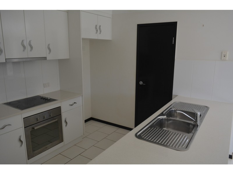 1/32 Wigan Drive, Highfields QLD 4352