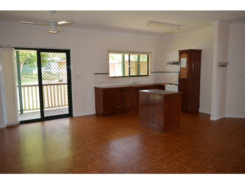 3 Hayden Court, Crows Nest QLD 4355