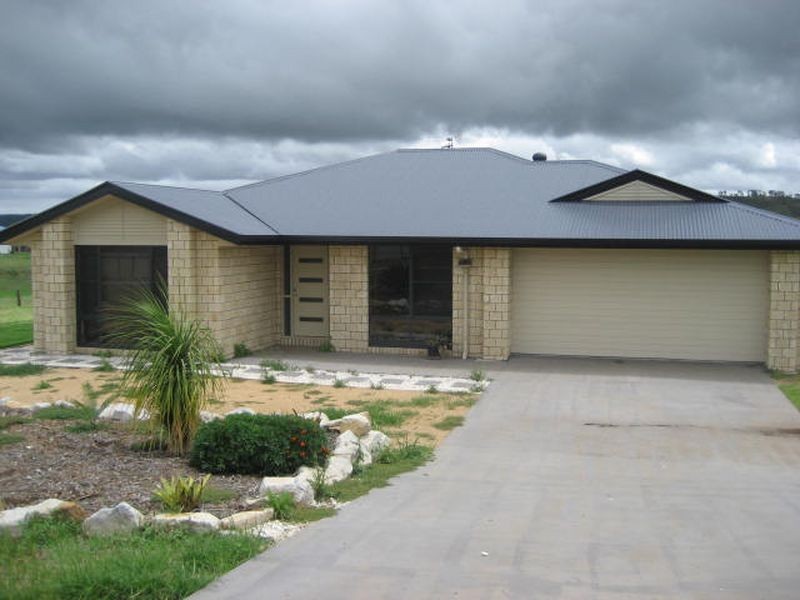 12 Roderick Street, Cotswold Hills QLD 4350