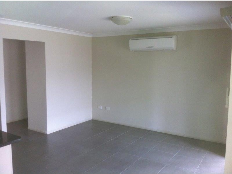 55 Sunset Drive, Glenvale QLD 4350