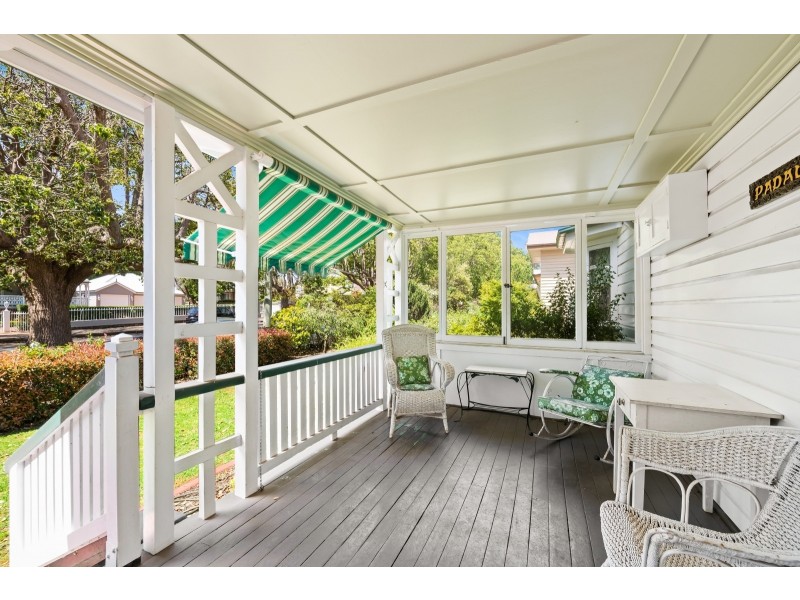 104 Campbell Street, East Toowoomba QLD 4350