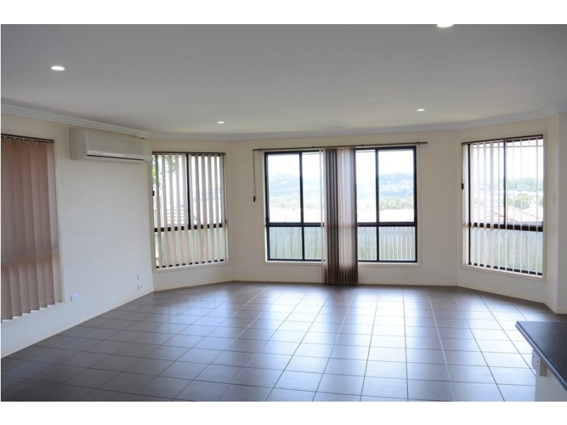 15 Diamantina Drive, Glenvale QLD 4350