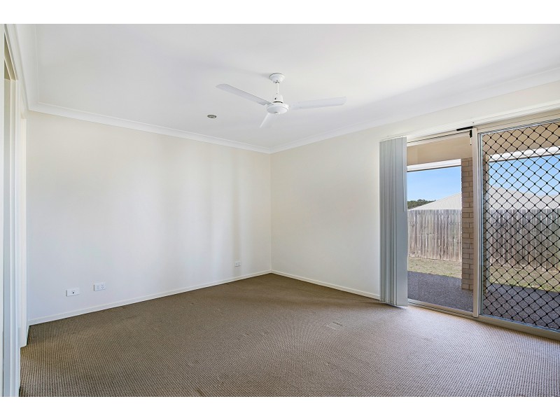 3 Fairfax Street, Cambooya QLD 4358