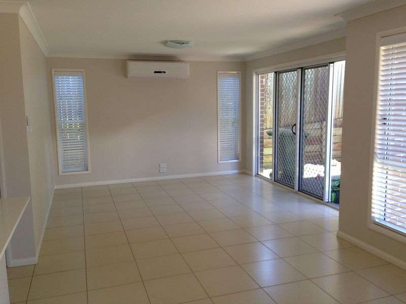 3/57 Holberton Street, Rockville QLD 4350