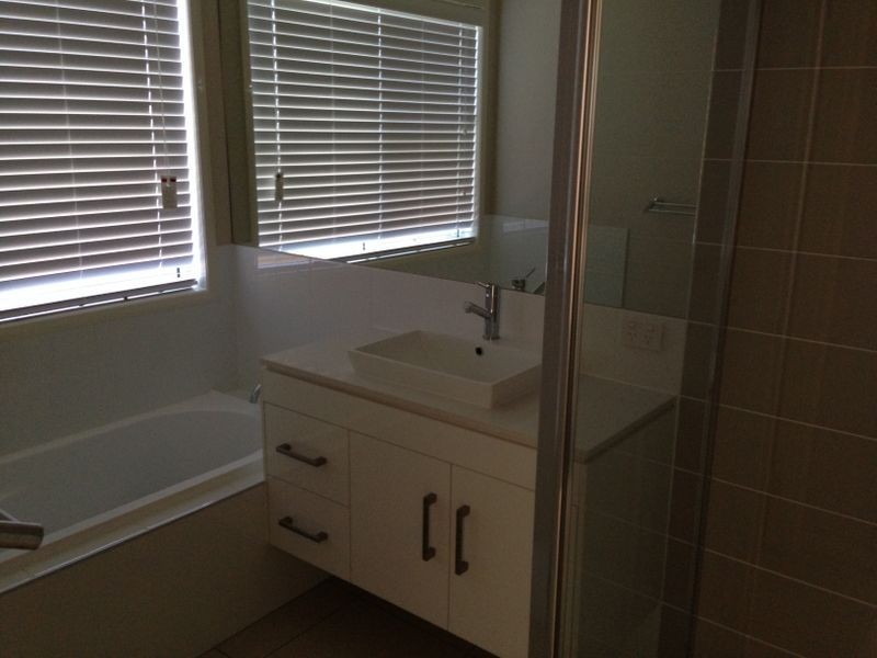 3/57 Holberton Street, Rockville QLD 4350