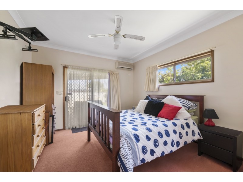 52 Nash Drive, Glenvale QLD 4350